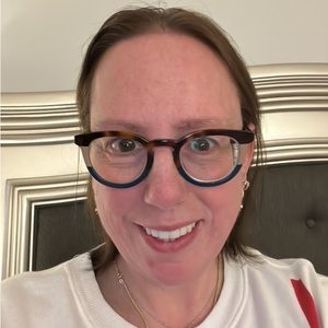 Meet your Posher, Annie